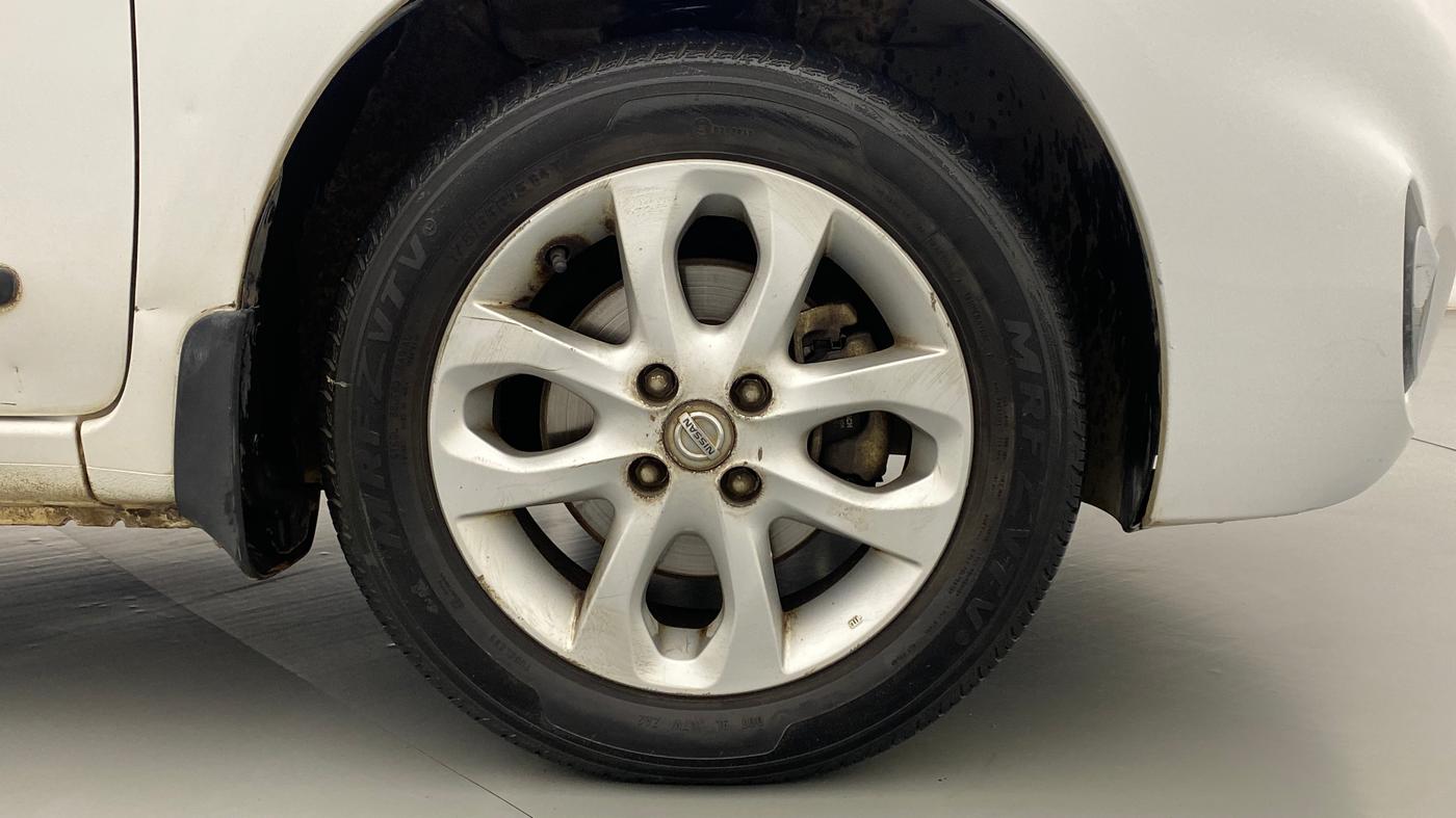 2016 Nissan Micra XV CVT, Petrol, Automatic, 71,750 km, Right Front Wheel