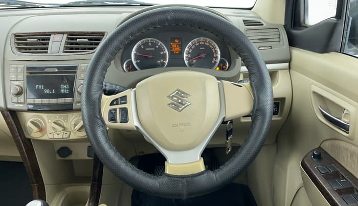 2015 Maruti Ertiga ZDI, Diesel, Manual, 68,351 km, Steering Wheel Close Up