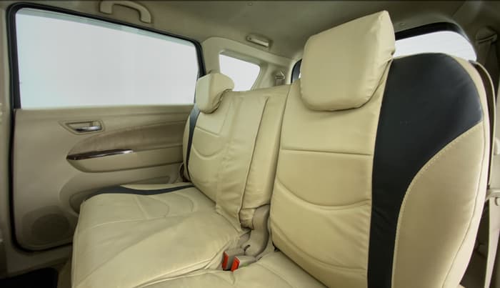 2015 Maruti Ertiga ZDI, Diesel, Manual, 68,351 km, Right Side Rear Door Cabin