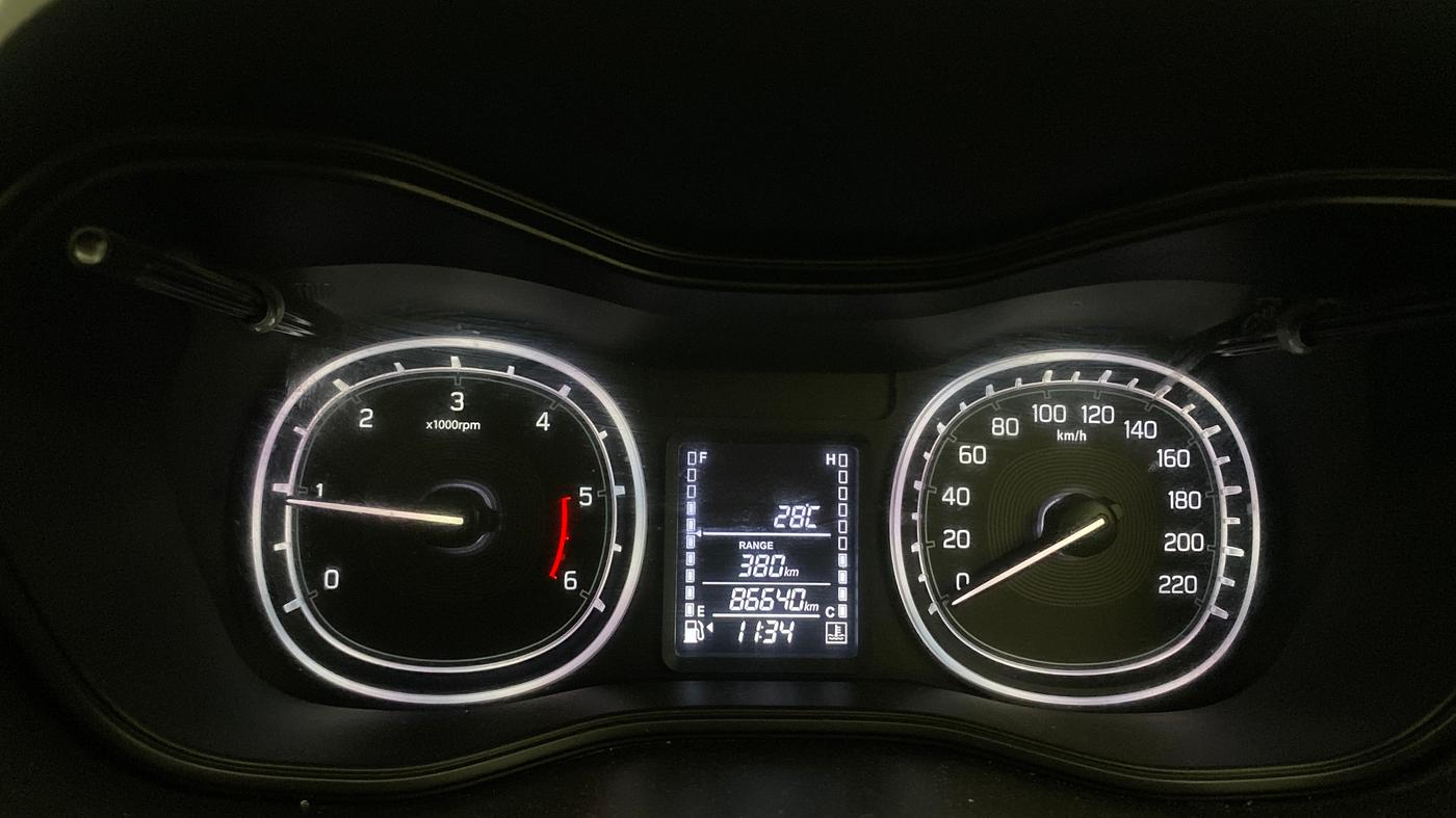 2019 Maruti Vitara Brezza ZDI PLUS DUAL TONE, Diesel, Manual, 86,640 km, Odometer Image