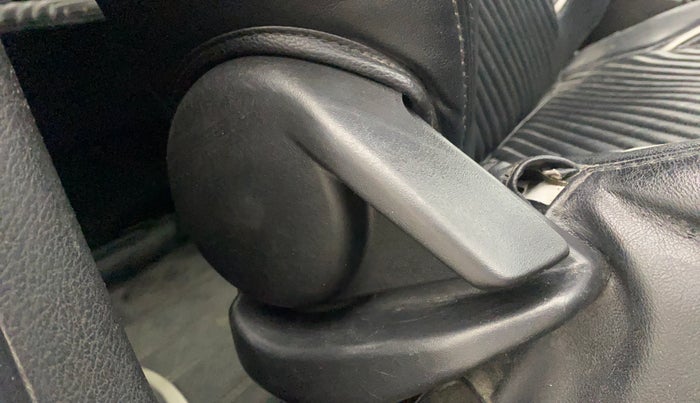 2016 Maruti Baleno DELTA PETROL 1.2, Petrol, Manual, 1,01,654 km, Driver Side Adjustment Panel