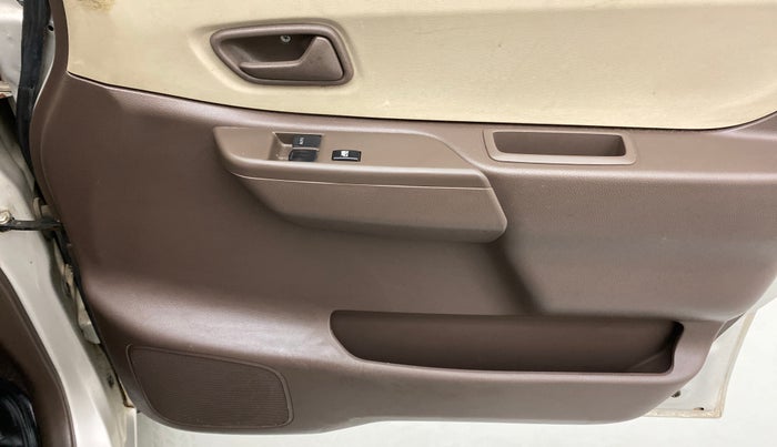 2010 Maruti Zen Estilo LXI, Petrol, Manual, 37,891 km, Driver Side Door Panels Control