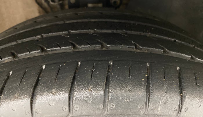 2020 Volkswagen Polo GT TSI AT 1.0, Petrol, Automatic, 14,242 km, Right Front Tyre Tread