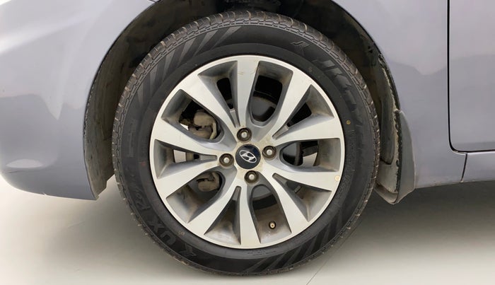 2014 Hyundai Verna FLUIDIC 1.6 VTVT SX, Petrol, Manual, 44,127 km, Left Front Wheel