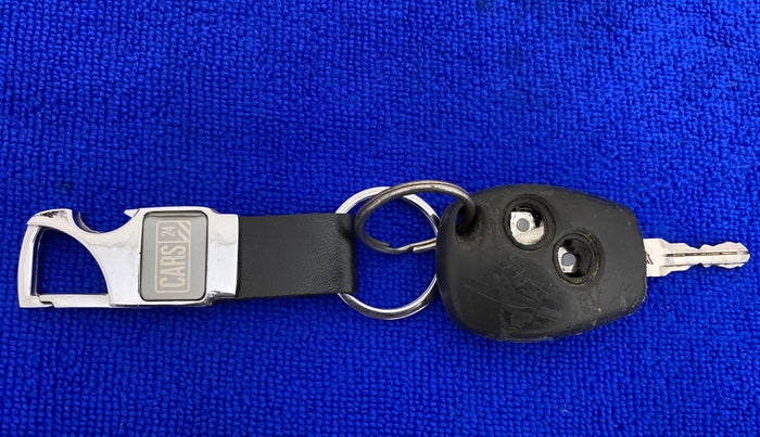 2015 Nissan Terrano XL 85 PS DEISEL, Diesel, Manual, 83,412 km, Key Close Up