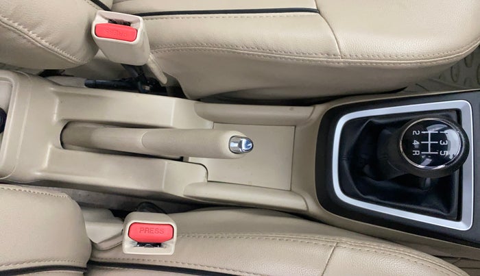 2024 Maruti Dzire VXi, Petrol, Manual, 32,672 km, Gear Lever