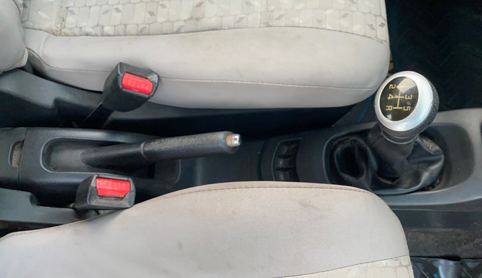 2015 Maruti Wagon R 1.0 VXI, Petrol, Manual, 29,005 km, Gear Lever