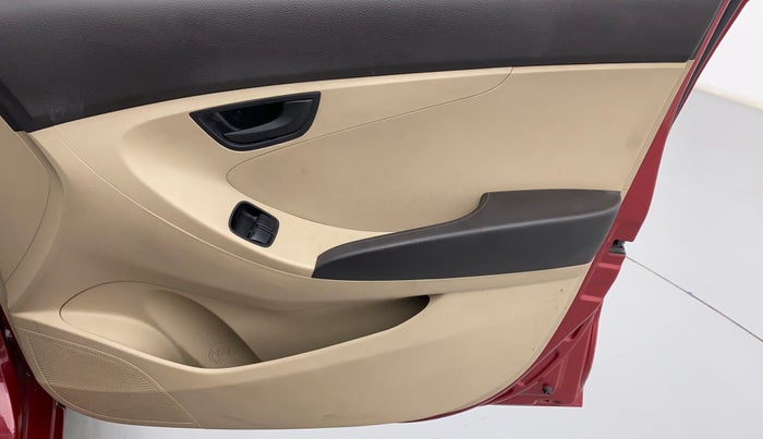 2016 Hyundai Eon ERA PLUS, Petrol, Manual, 25,823 km, Driver Side Door Panels Control