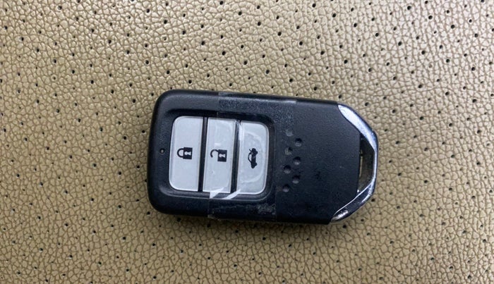 2015 Honda City 1.5L I-VTEC VX, Petrol, Manual, 68,124 km, Key Close Up