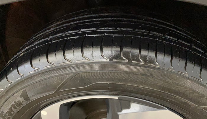 2019 Hyundai VENUE SX PLUS 1.0 TURBO DCT, Petrol, Automatic, 70,516 km, Right Front Tyre Tread