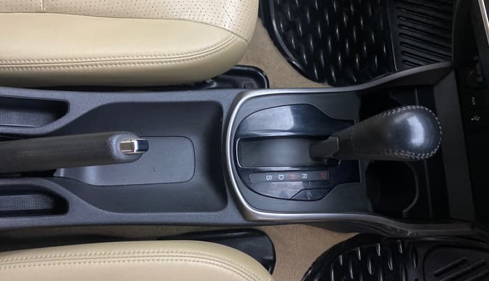 2014 Honda City 1.5L I-VTEC VX CVT, Petrol, Automatic, 1,12,294 km, Gear Lever