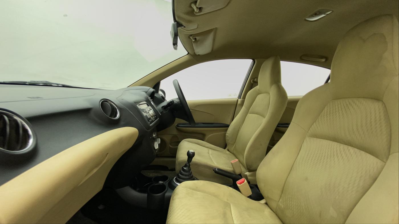 2014 Honda Amaze 1.2L I-VTEC SX, Petrol, Manual, 1,11,915 km, Right Side Front Door Cabin