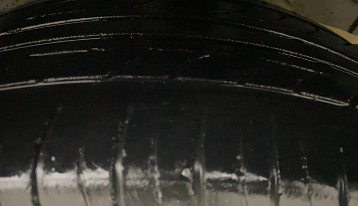 2016 Hyundai Creta SX 1.6 DIESEL, Diesel, Manual, 65,988 km, Left Rear Tyre Tread