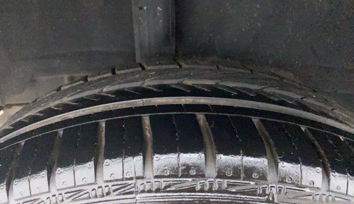 2018 Toyota YARIS VX CVT, Petrol, Automatic, 10,012 km, Right Rear Tyre Tread