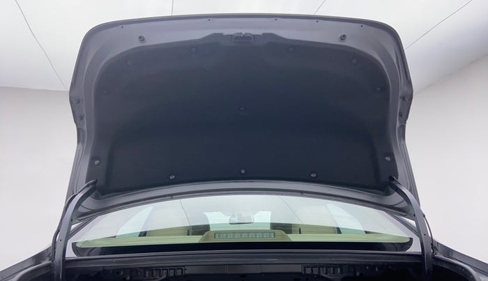 2018 Toyota YARIS VX CVT, Petrol, Automatic, 10,012 km, Boot Door Open