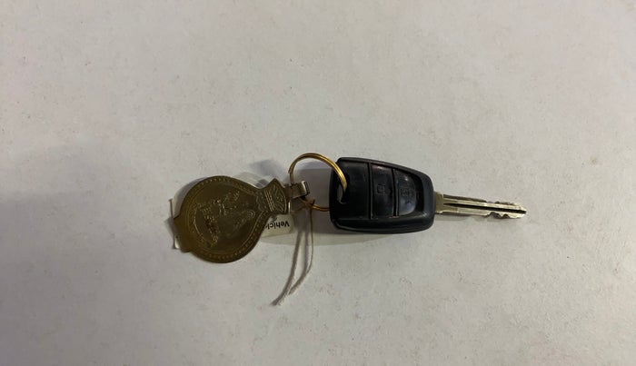 2016 Hyundai Grand i10 SPORTZ 1.2 KAPPA VTVT, Petrol, Manual, 26,923 km, Key Close Up