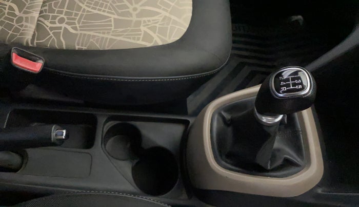 2016 Hyundai Grand i10 SPORTZ 1.2 KAPPA VTVT, Petrol, Manual, 26,923 km, Gear Lever