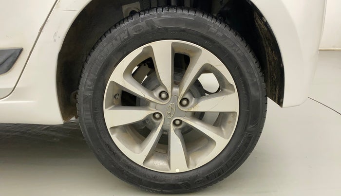 2015 Hyundai Elite i20 SPORTZ 1.2 (O), Petrol, Manual, 50,798 km, Left Rear Wheel