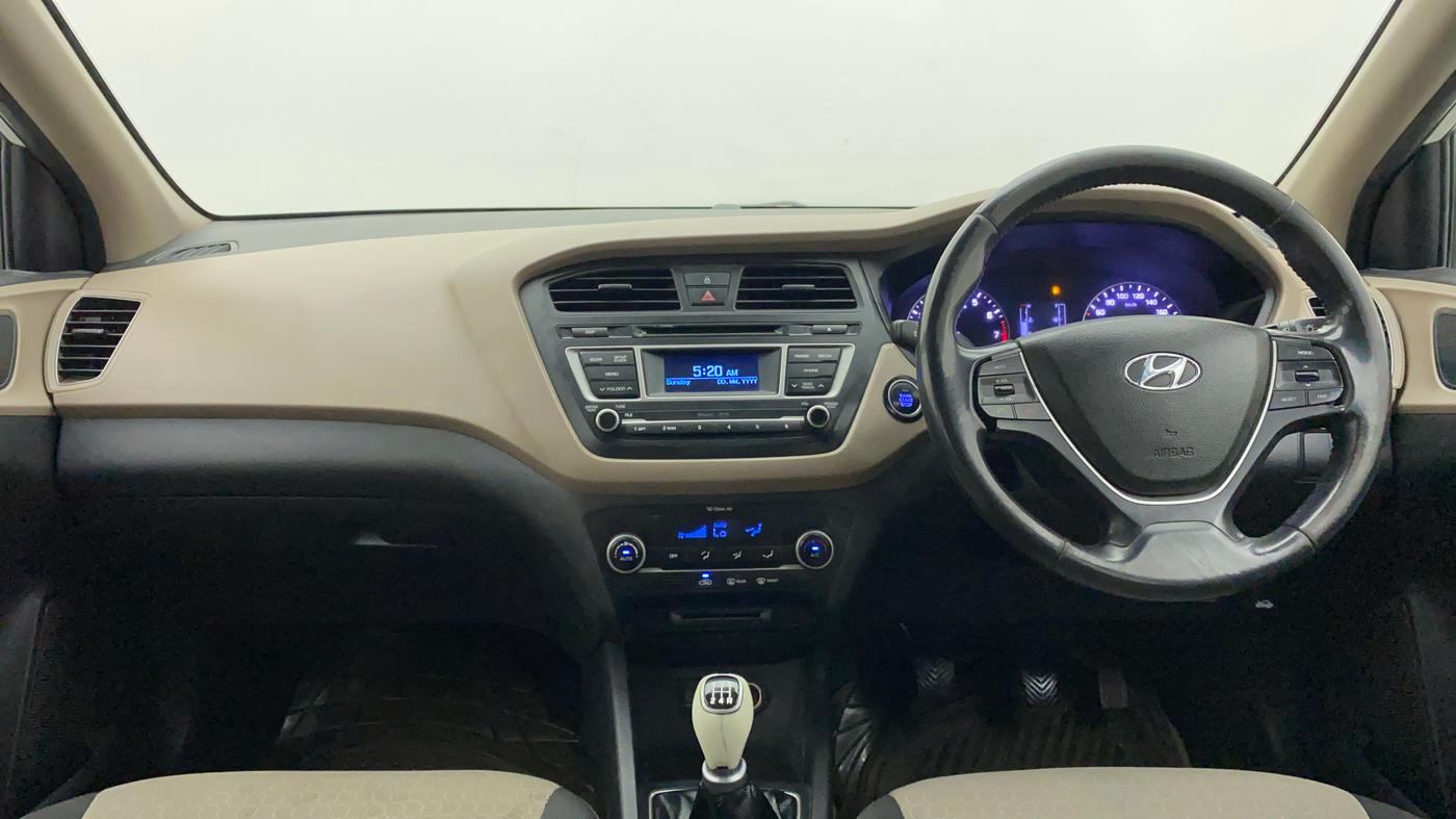 2015 Hyundai Elite i20 SPORTZ 1.2 (O), Petrol, Manual, 50,798 km, Dashboard