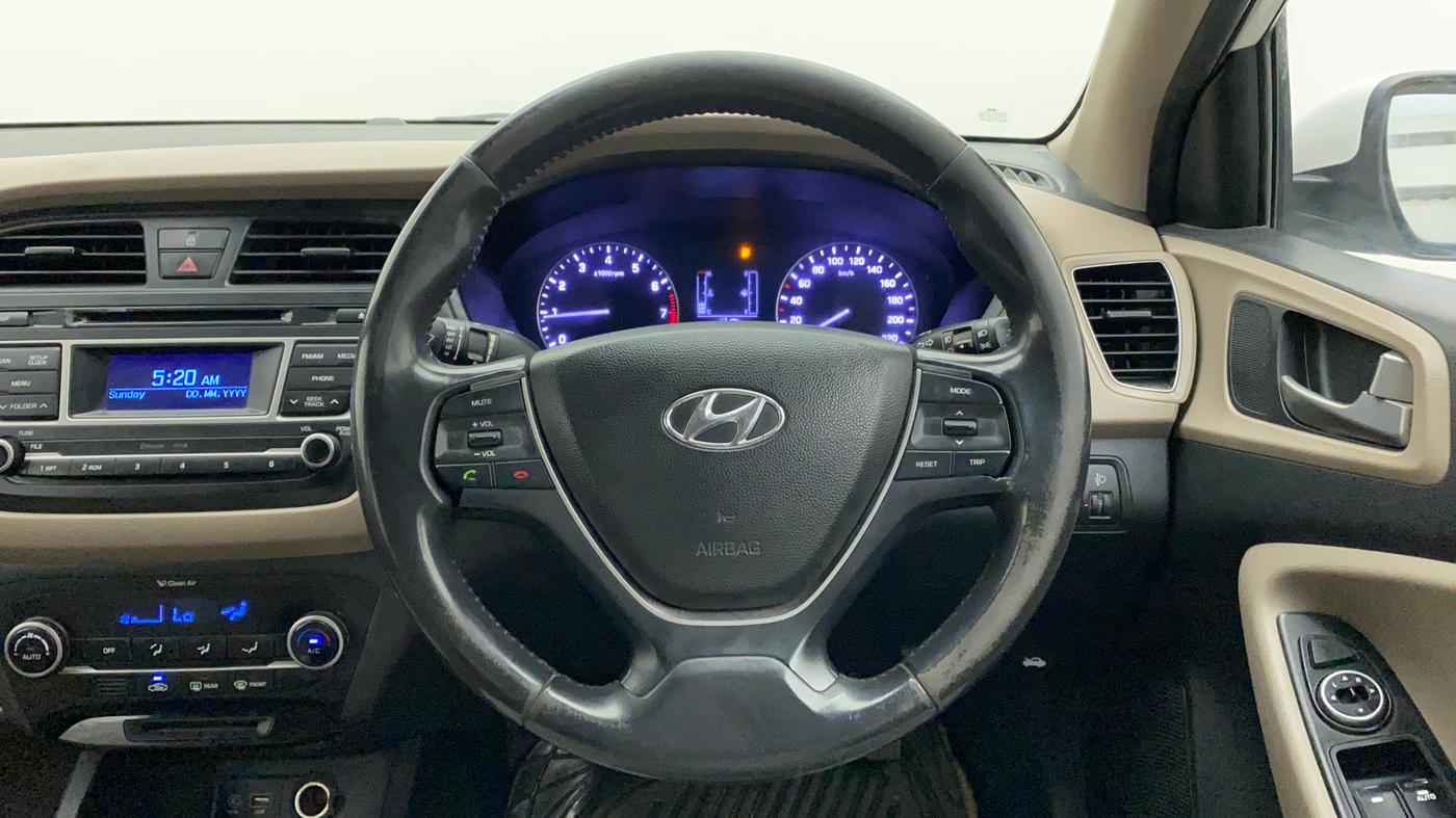 2015 Hyundai Elite i20 SPORTZ 1.2 (O), Petrol, Manual, 50,798 km, Steering Wheel Close Up