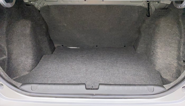 2022 Honda Amaze 1.2L I-VTEC VX CVT, Petrol, Automatic, 25,748 km, Boot Inside