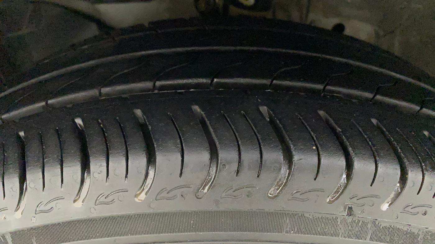 2022 Honda Amaze 1.2L I-VTEC VX CVT, Petrol, Automatic, 25,748 km, Left Front Tyre Tread