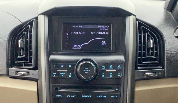 2015 Mahindra XUV500 W6, Diesel, Manual, 1,00,237 km, Infotainment System