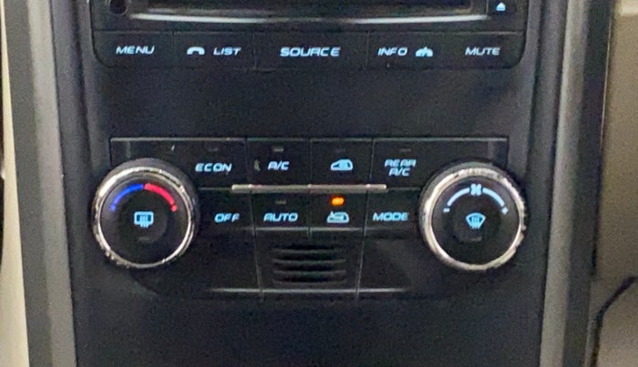 2015 Mahindra XUV500 W6, Diesel, Manual, 1,00,237 km, Automatic Climate Control