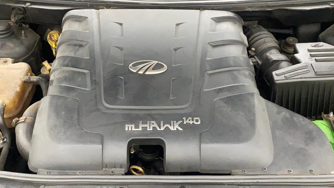 2015 Mahindra XUV500 W6, Diesel, Manual, 1,00,237 km, Open Bonet