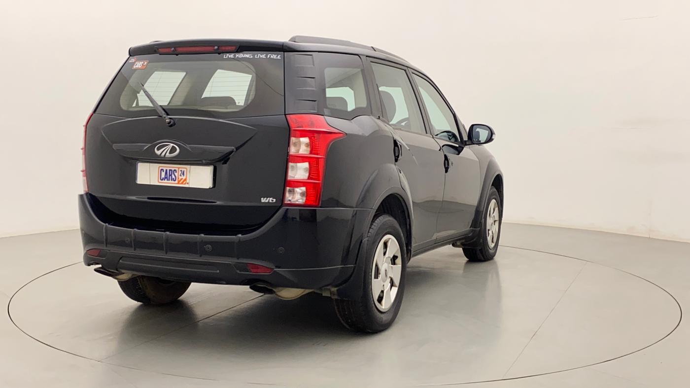 2015 Mahindra XUV500 W6, Diesel, Manual, 1,00,237 km, Right Back Diagonal