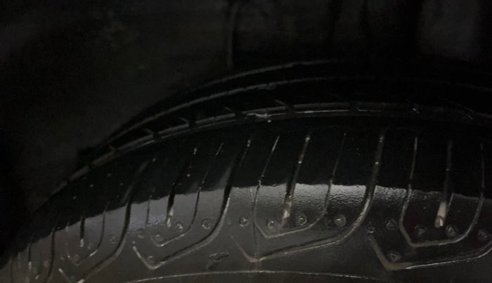 2015 Hyundai Elite i20 SPORTZ 1.2, Petrol, Manual, 62,113 km, Left Rear Tyre Tread