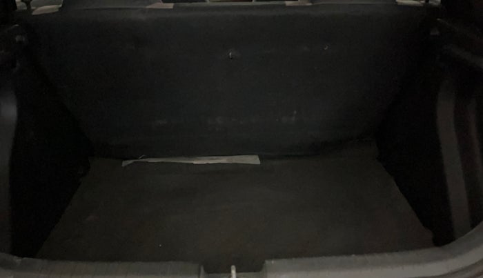 2015 Hyundai Elite i20 SPORTZ 1.2, Petrol, Manual, 62,113 km, Boot Inside