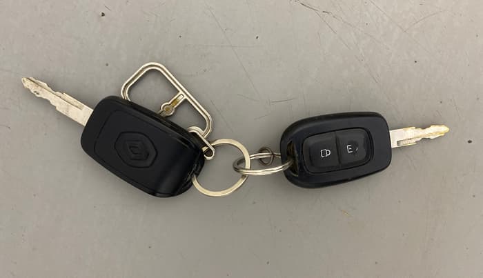 2018 Renault Kwid CLIMBER 1.0 AMT, Petrol, Automatic, 31,434 km, Key Close Up