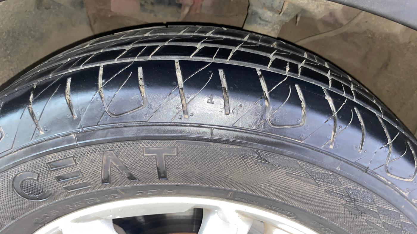 2016 Hyundai Creta SX PLUS 1.6 PETROL, Petrol, Manual, 91,021 km, Left Front Tyre Tread