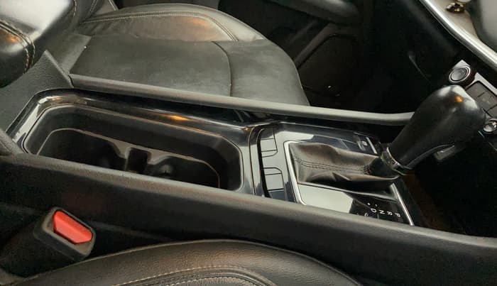 2021 Jeep Compass MODEL S (O) 1.4 PETROL DCT, Petrol, Automatic, 1,24,582 km, Gear Lever