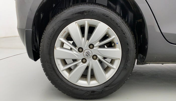 2016 Maruti Swift ZXI D, Petrol, Manual, 81,802 km, Right Rear Wheel