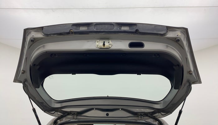 2014 Maruti Swift VXI, Petrol, Manual, 69,859 km, Boot Door Open