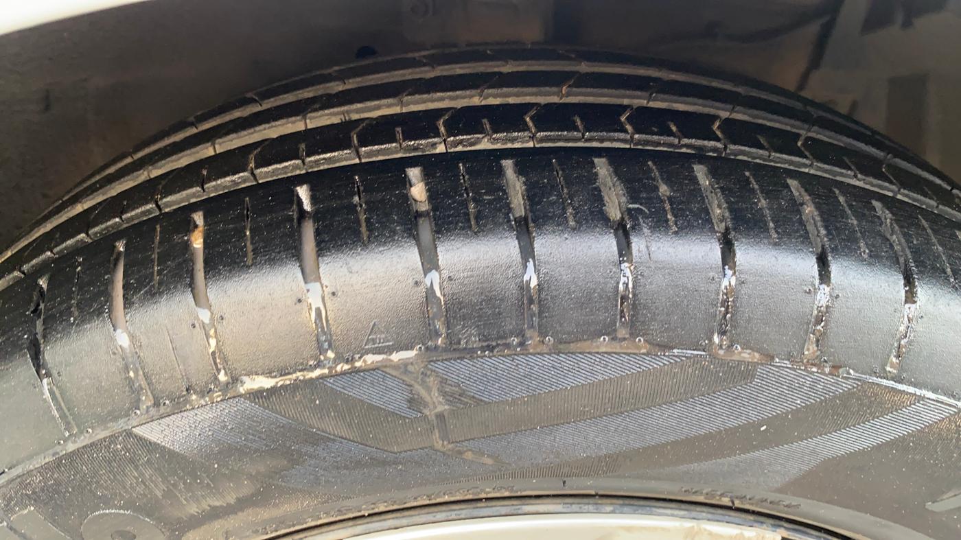 2015 Maruti Ertiga VDI, Diesel, Manual, 74,673 km, Right Front Tyre Tread