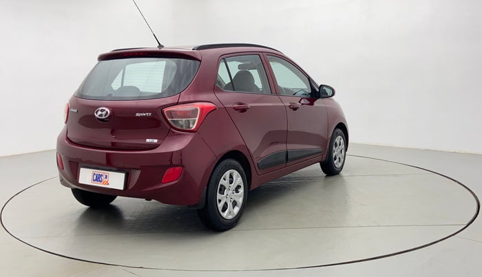 2016 Hyundai Grand i10 SPORTS 1.2 VTVT, Petrol, Manual, 27,193 km, Right Back Diagonal (45- Degree) View