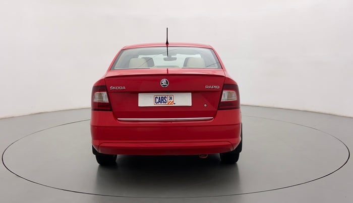 2017 Skoda Rapid 1.6 MPI STYLE AT, Petrol, Automatic, 39,166 km, Back/Rear