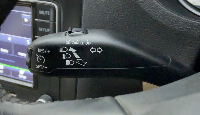 2017 Skoda Rapid 1.6 MPI STYLE AT, Petrol, Automatic, 39,166 km, Adaptive Cruise Control