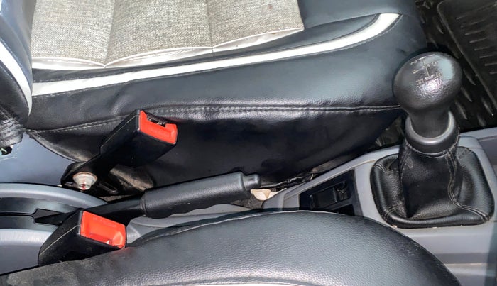 2014 Maruti Alto 800 LXI, Petrol, Manual, 35,483 km, Gear Lever