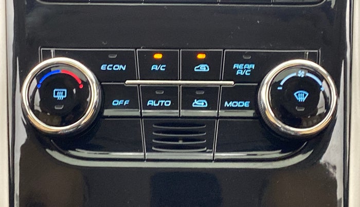 2018 Mahindra XUV500 W11 AT, Diesel, Automatic, 51,855 km, Automatic Climate Control