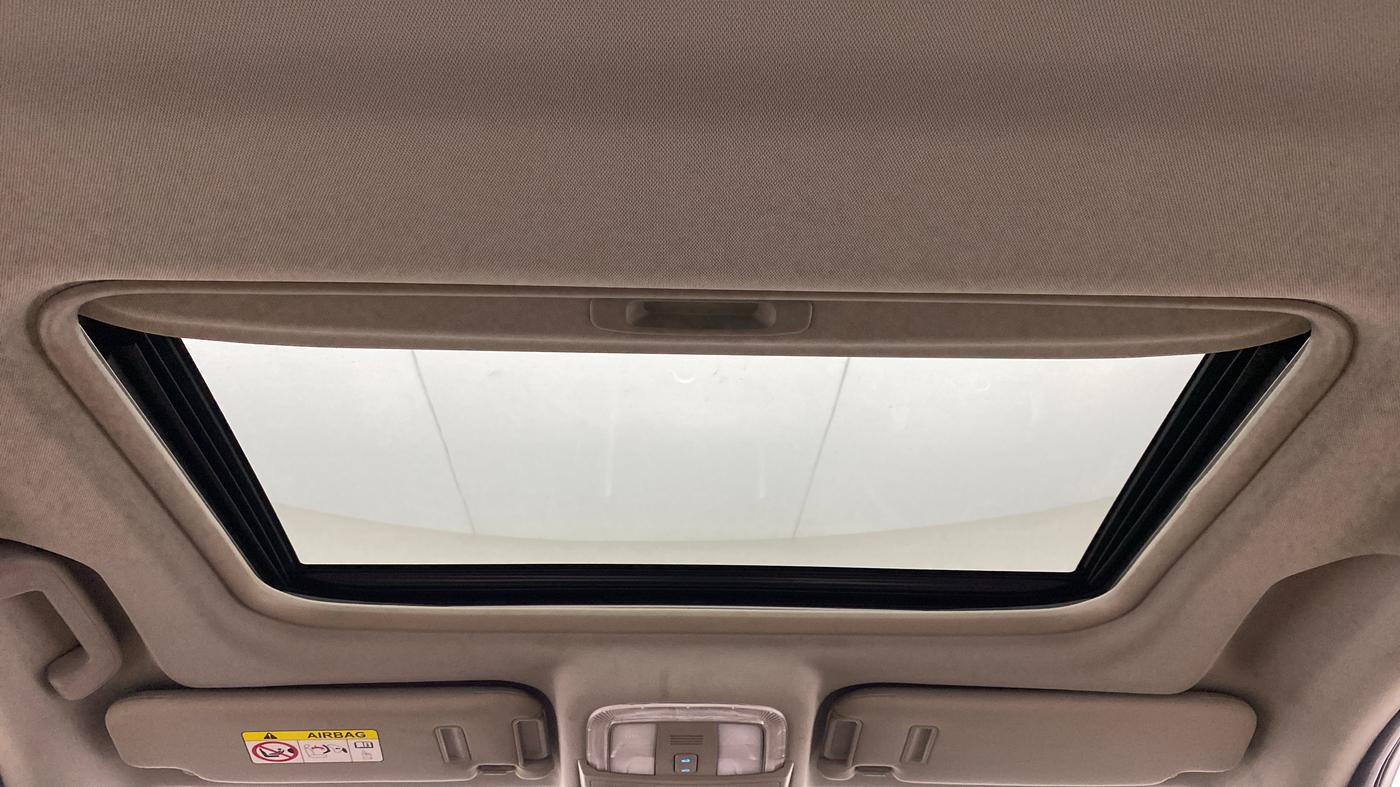 2018 Mahindra XUV500 W11 AT, Diesel, Automatic, 51,855 km, Moonroof/ Sunroof