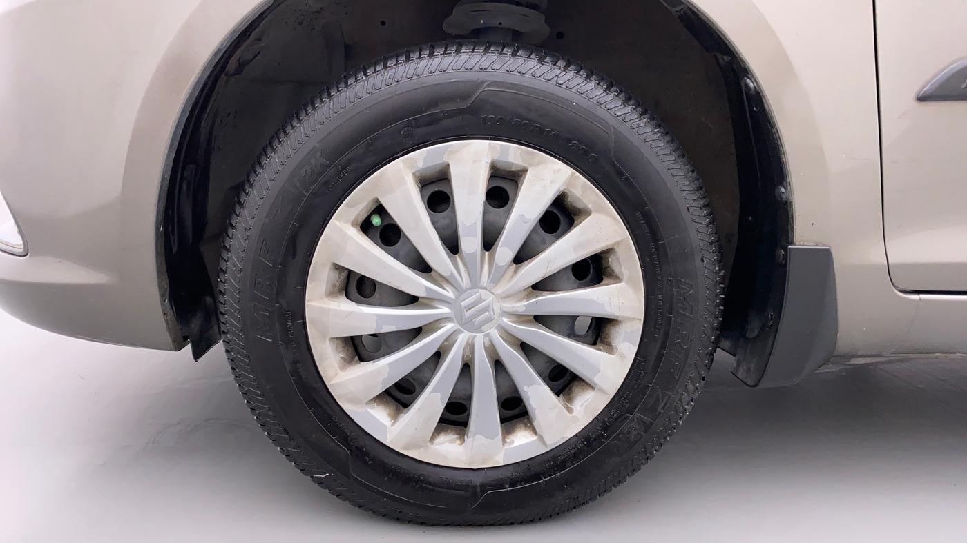 2015 Maruti Swift Dzire VXI, Petrol, Manual, 80,857 km, Left Front Wheel