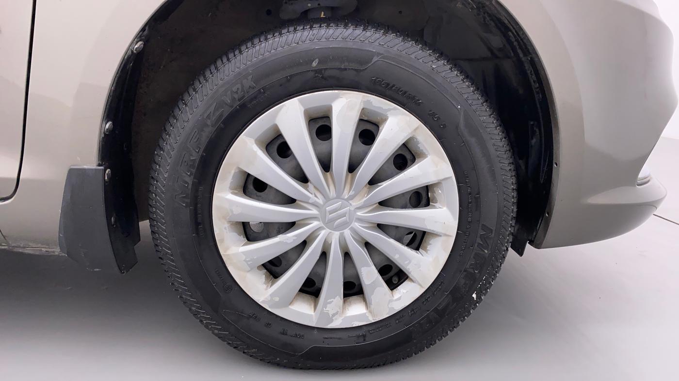 2015 Maruti Swift Dzire VXI, Petrol, Manual, 80,857 km, Right Front Wheel