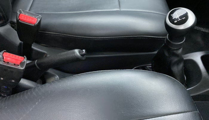 2012 Maruti Wagon R 1.0 LXI, Petrol, Manual, 42,217 km, Gear Lever