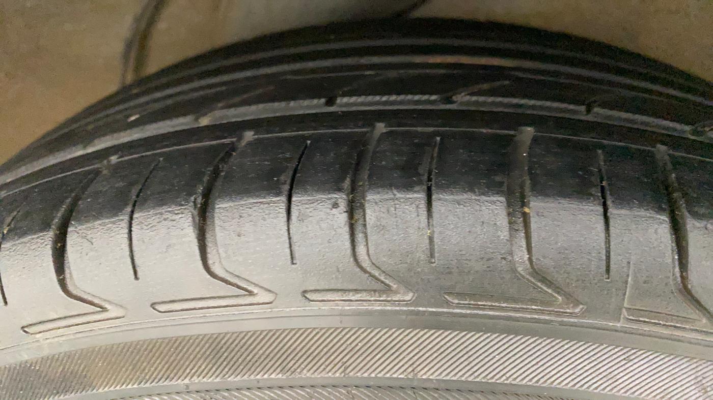 2012 Hyundai i20 SPORTZ 1.2, Petrol, Manual, 90,230 km, Left Rear Tyre Tread