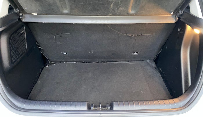 2023 Hyundai NEW I20 ASTA (O) 1.2 IVT, Petrol, Automatic, 55,036 km, Boot Inside