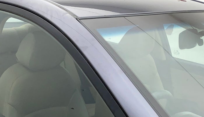 2016 Hyundai Verna 1.6 VTVT SX AT, Petrol, Automatic, 41,737 km, Right A pillar - Slightly dented